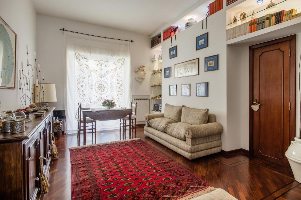 Casa Valeria Bed & Breakfast Naples