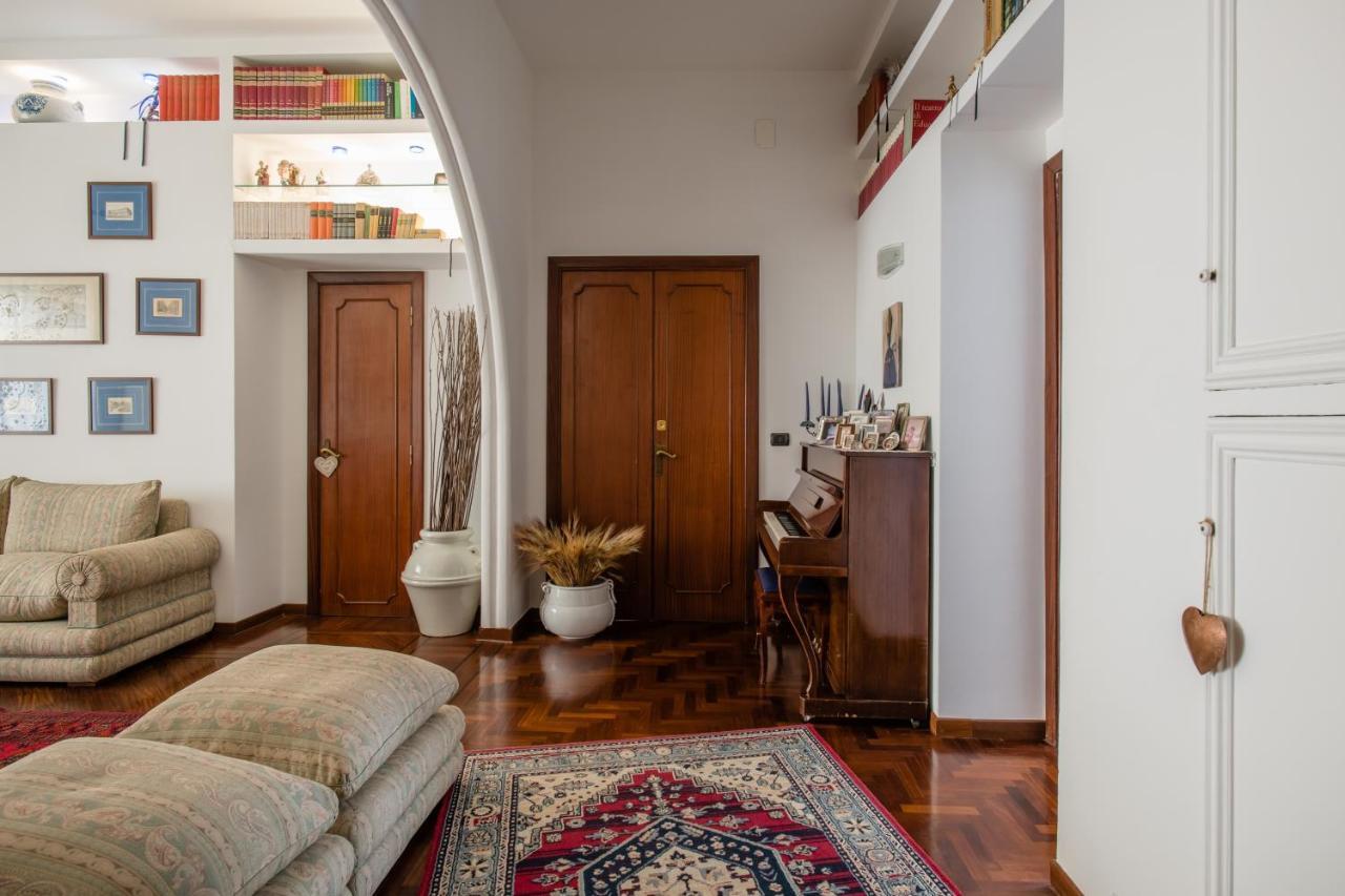 Bed & Breakfast Casa Valeria Naples